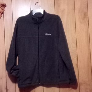 Columbia fleece jacket with zip pockets